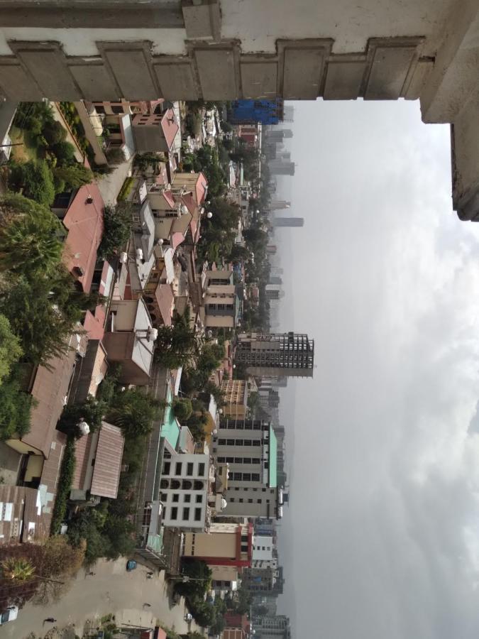 Elmos Hotel Addis Ababa Exterior foto
